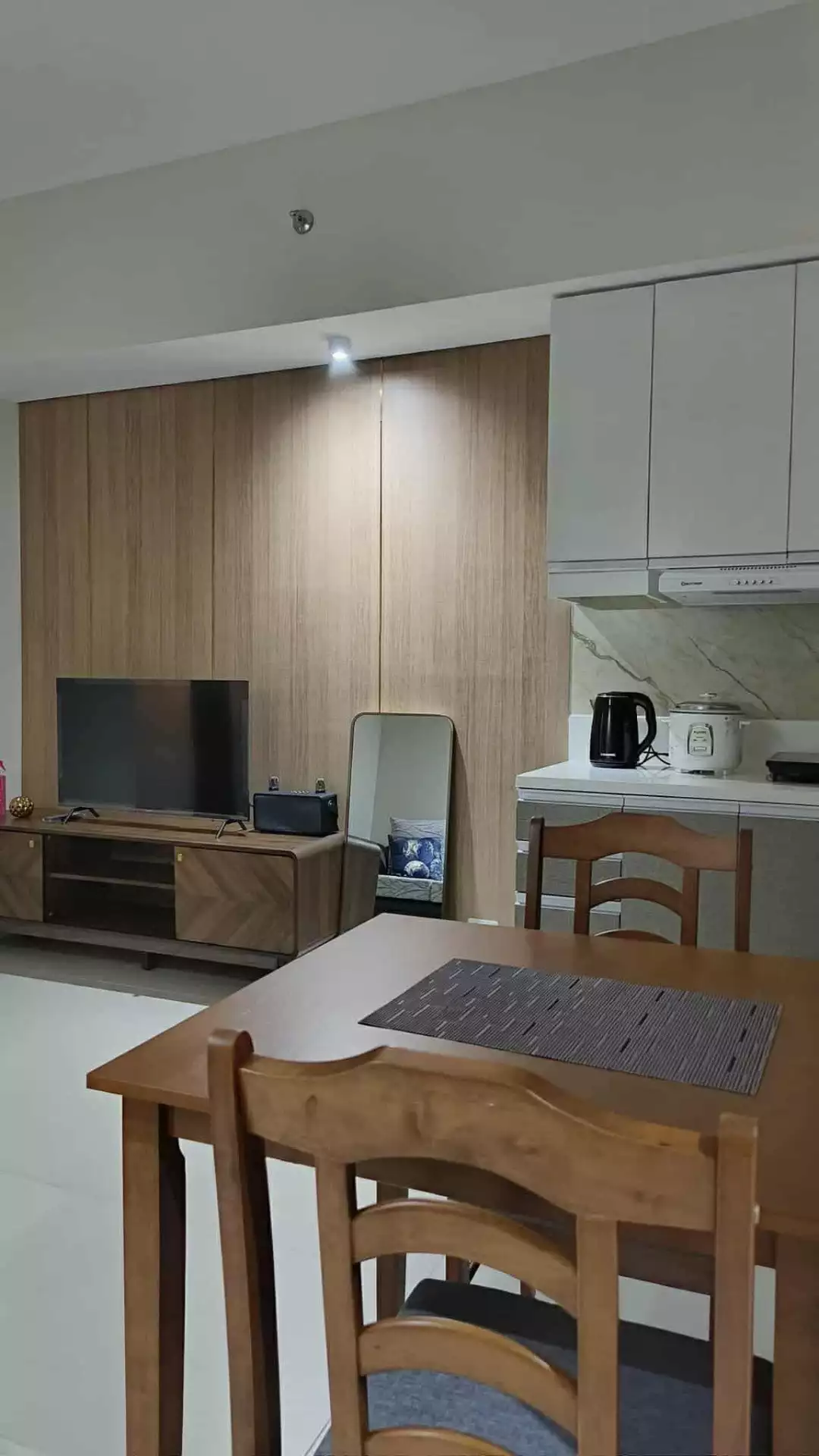Open photo 14 of 14 — Baseline Prestige Condominium for SALE