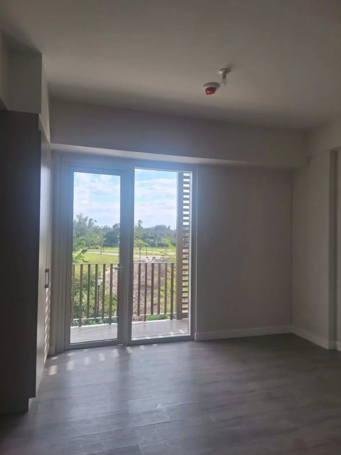 Two Nara Studio unit with a balcony - photo 3