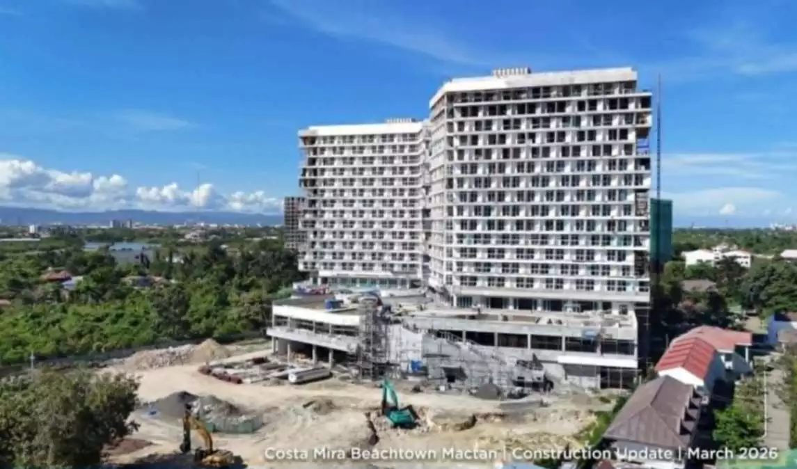 Affordable Studio Unit with Balcony for Assume at Costa Mira Beachtown Mactan - photo 5