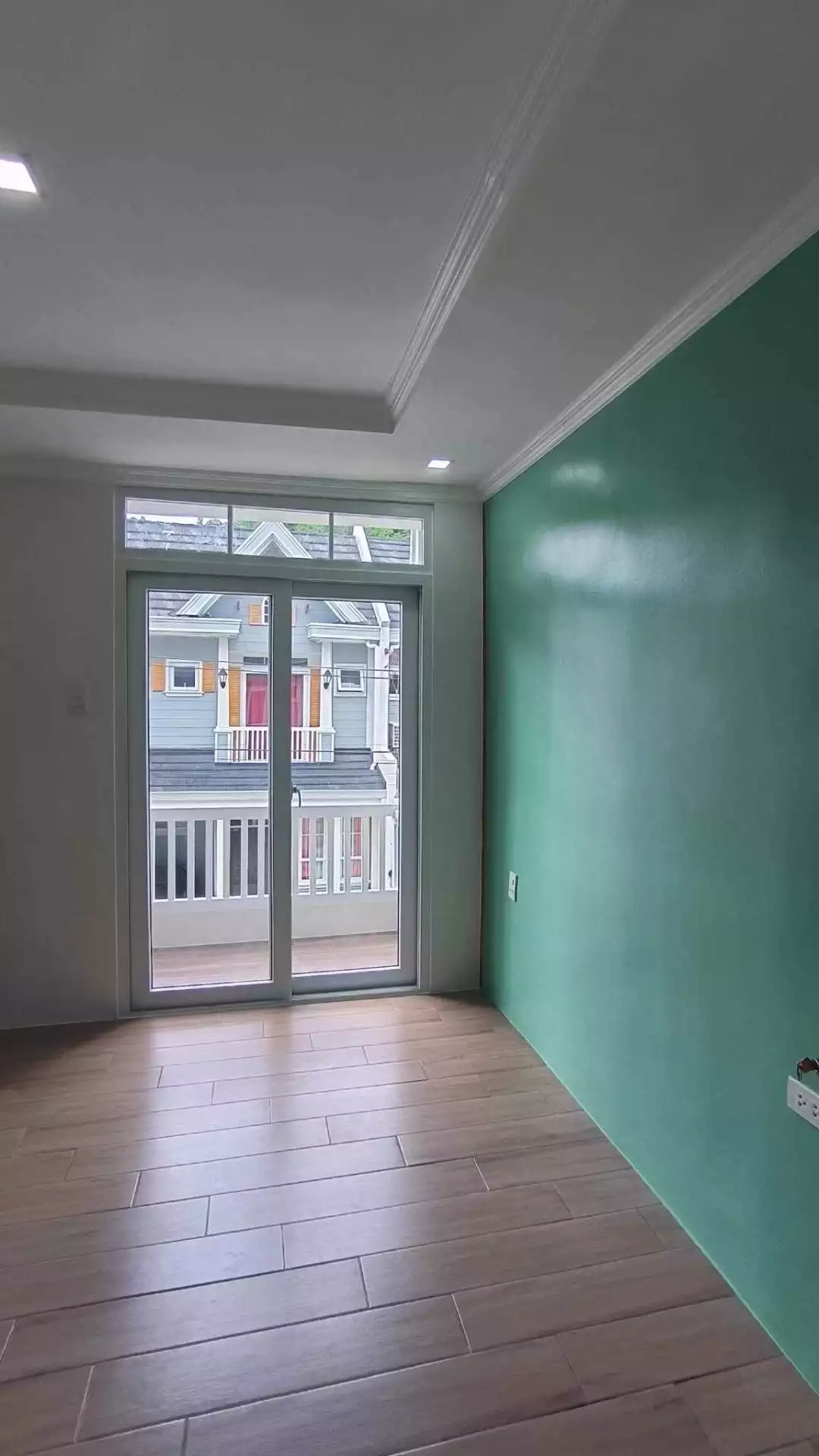 FOR ASSUME: HOUSE & LOT - photo 6