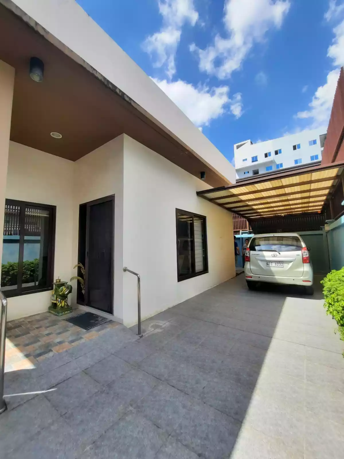 PRIME PROPERTY FOR SALE - photo 5