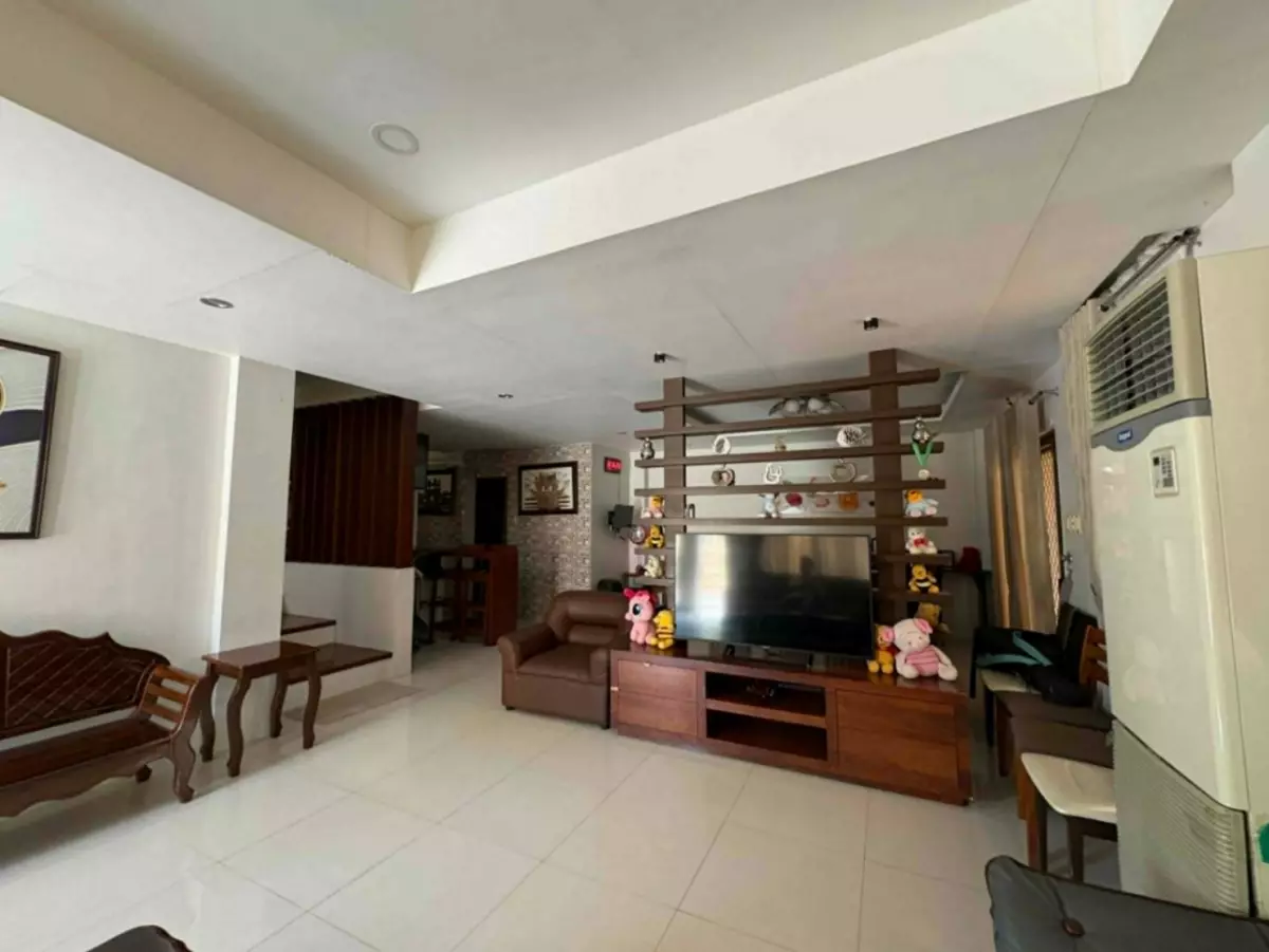 For Sale: 6BR House and Lot in San Isidro (Lagao 2nd), Gen. Santos City — 650 sqm — House and Lot in Gen. Santos City, South Cotabato, 9500 — Photo 6