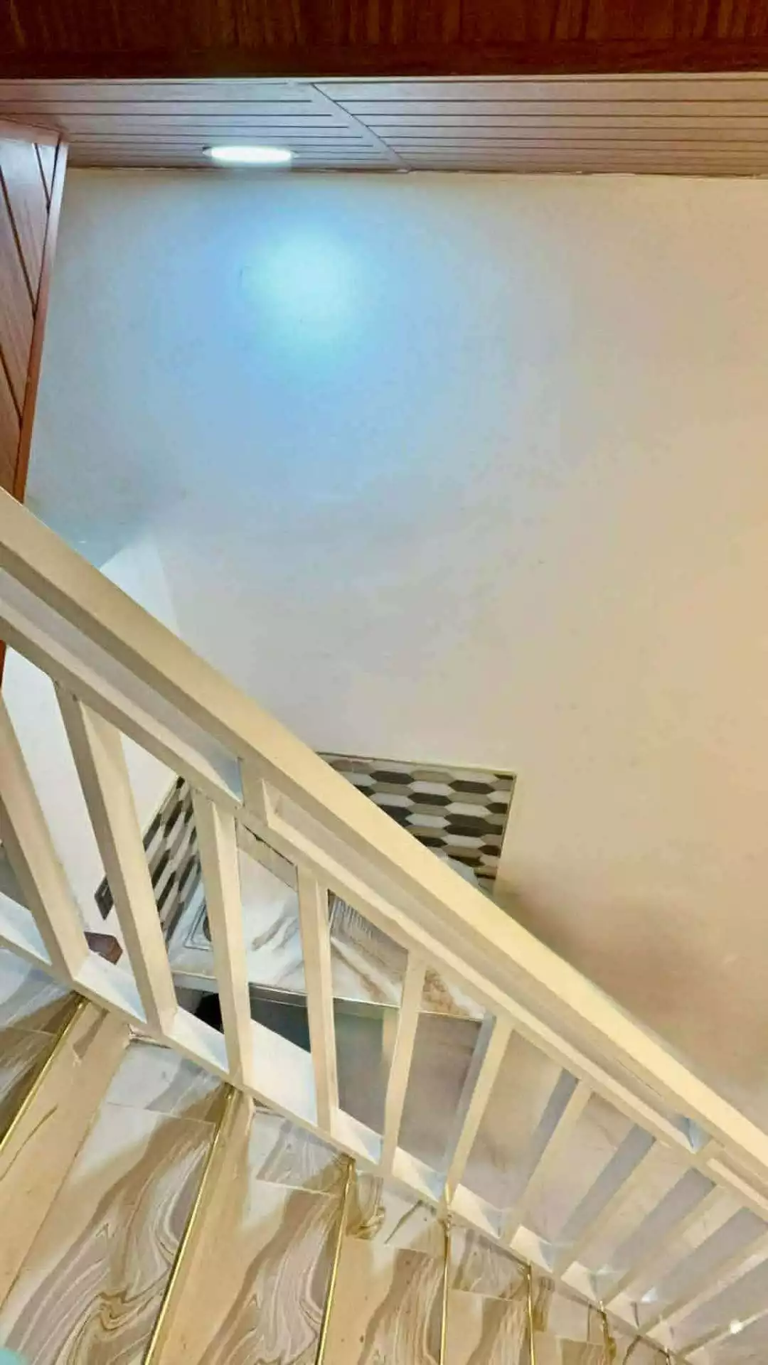 APARTMENT FOR RENT - photo 4