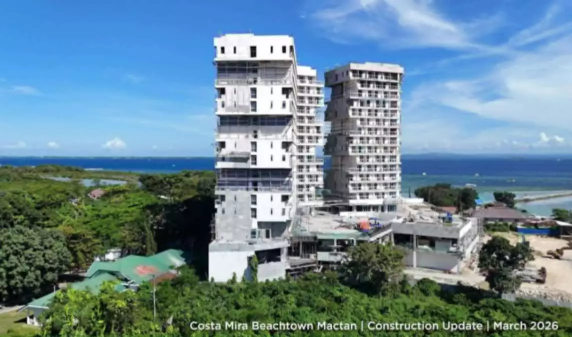 Affordable Studio Unit with Balcony for Assume at Costa Mira Beachtown Mactan - photo 6
