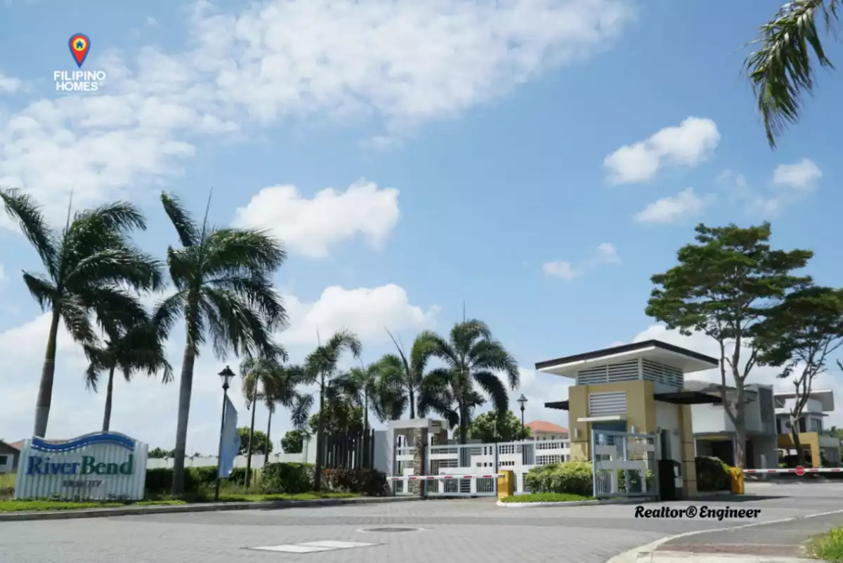 Premier Residential Lot in Riverbend at Santa Rosa Laguna - photo 6