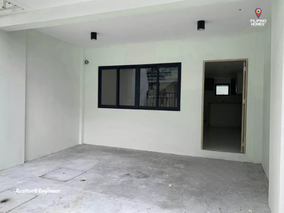 Ready to Upgrade you Space at 4-BR Townhouse - photo 4