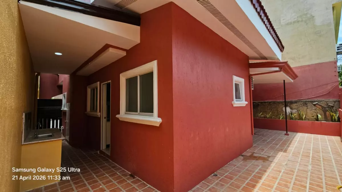 Open photo 17 of 19 — For Sale: 3BR House and Lot in Guadalupe, Cebu City — 135 sqm