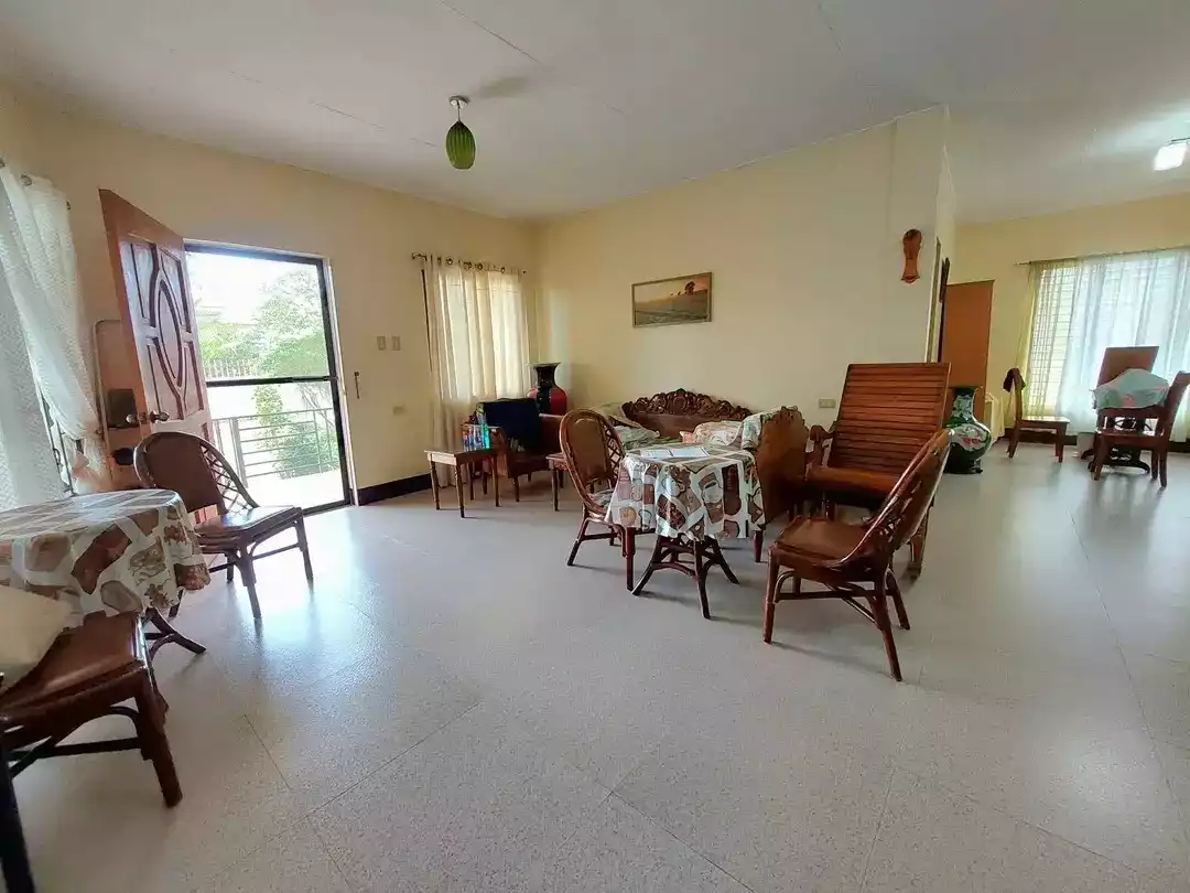 For Sale: 4BR House and Lot in Dumaguete City – Spacious Garden Lot - photo 4