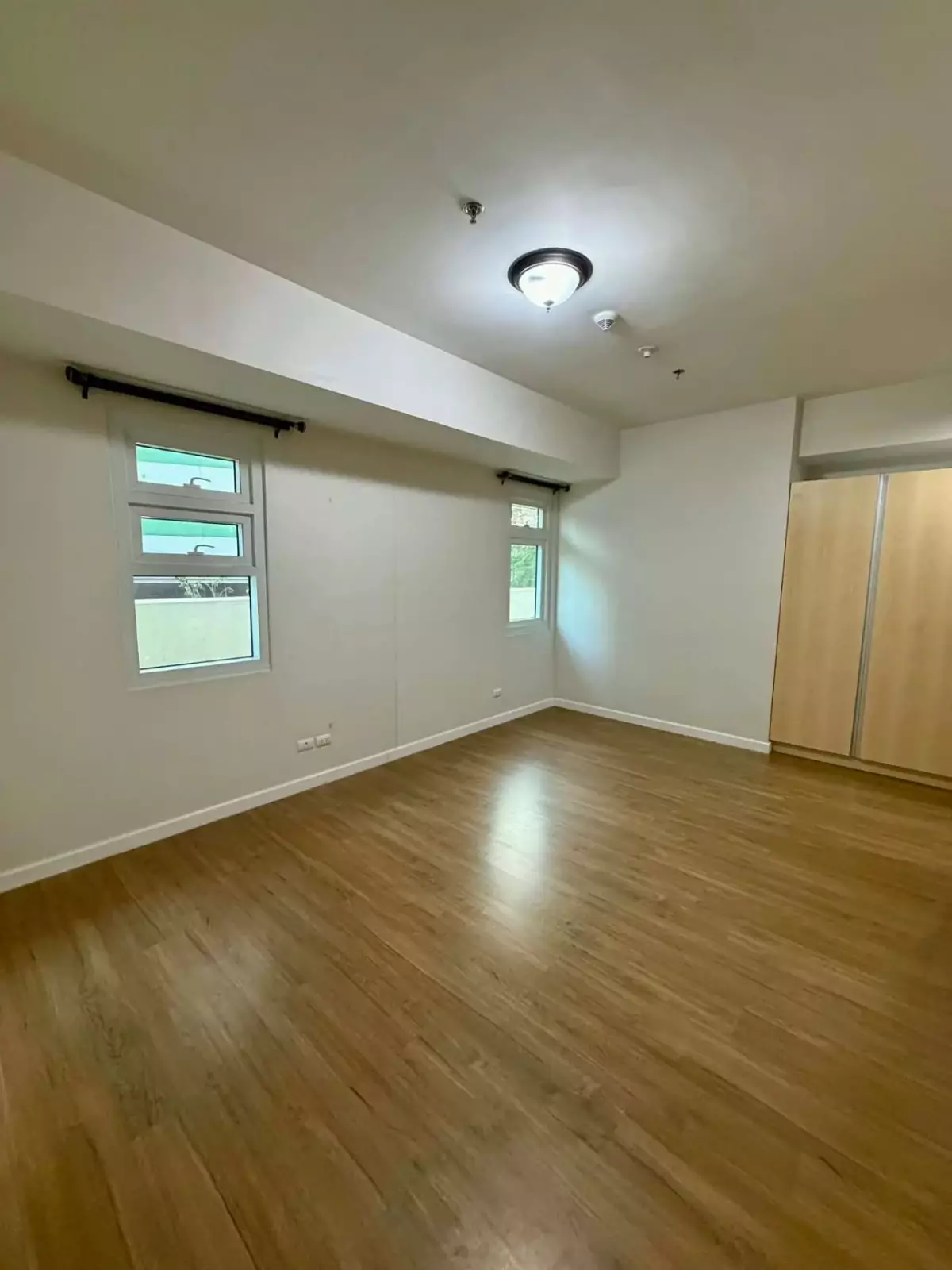 Two Bedroom Solinea Unit with Parking For Sale - photo 6