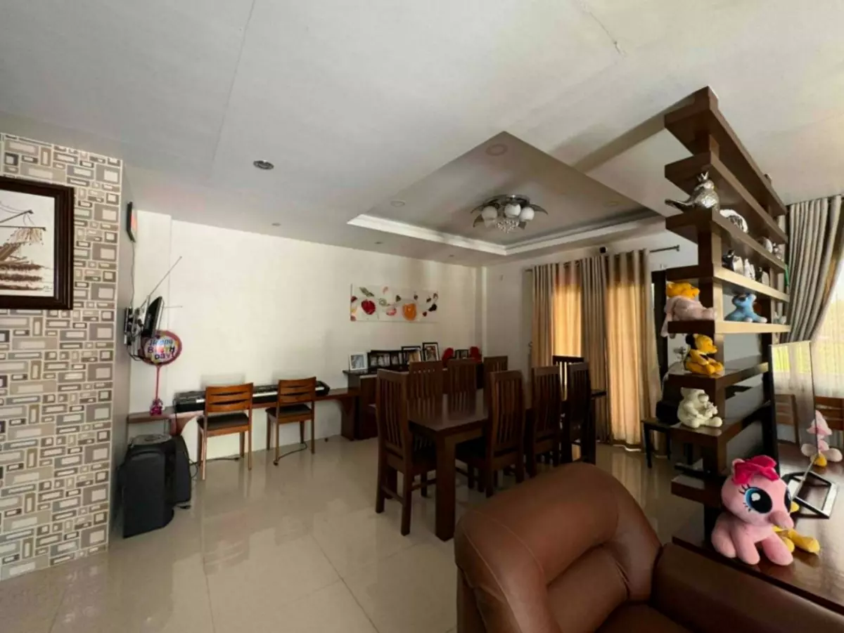 For Sale: 6BR House and Lot in San Isidro (Lagao 2nd), Gen. Santos City — 650 sqm — House and Lot in Gen. Santos City, South Cotabato, 9500 — Photo 2