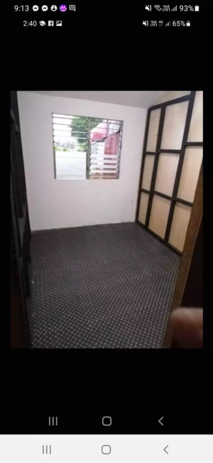 Own a residential property with an existing business setup already in place. - photo 3