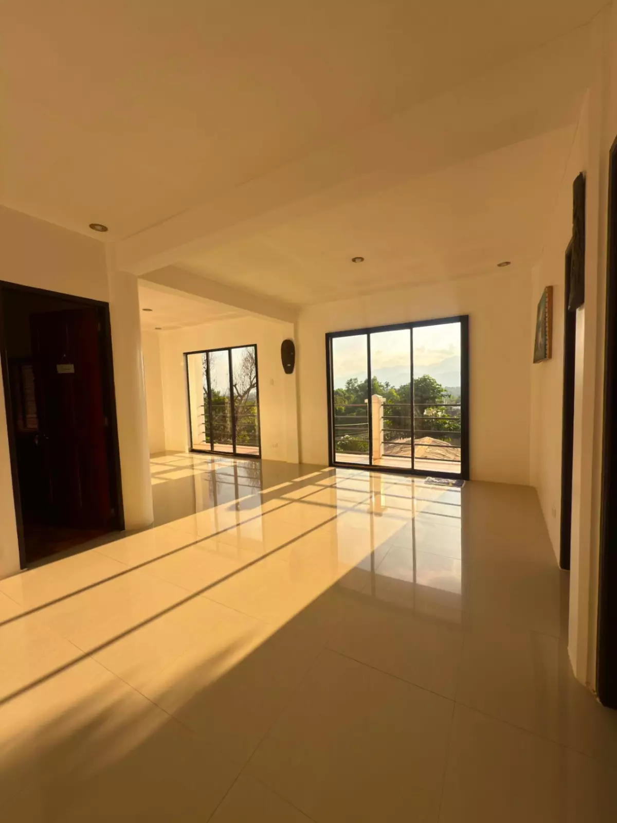 Modern 5BR with Private Pool & Tropical Gazebos - photo 6