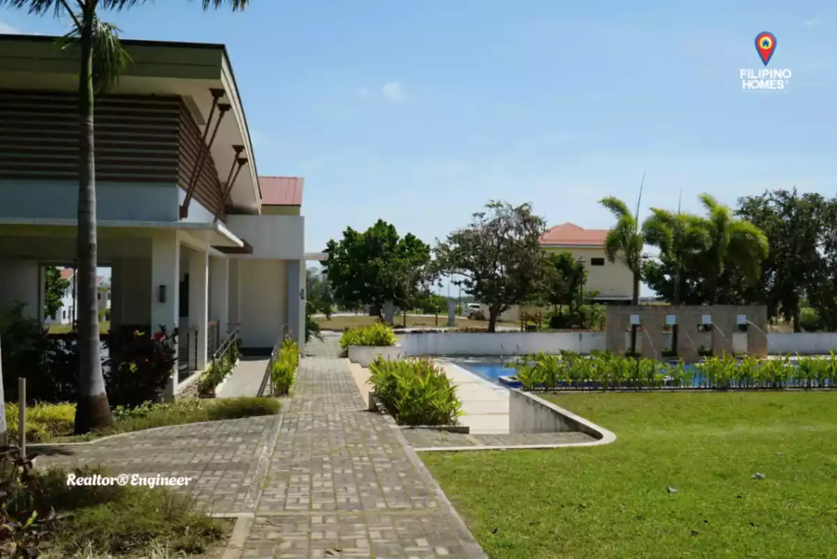 Buy Residential Lot in Riverbend Santa Rosa the Rising South in Laguna - photo 4