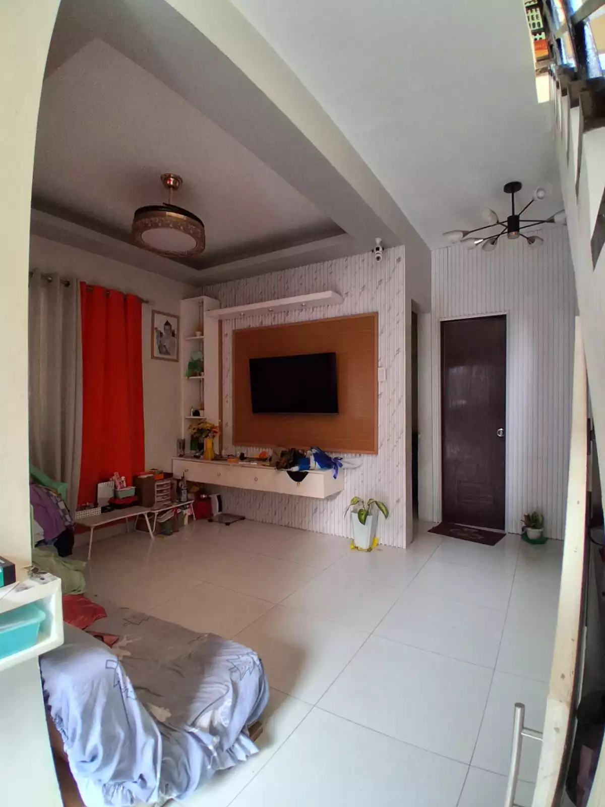 3 Bedroom House End Unit for assume - photo 6