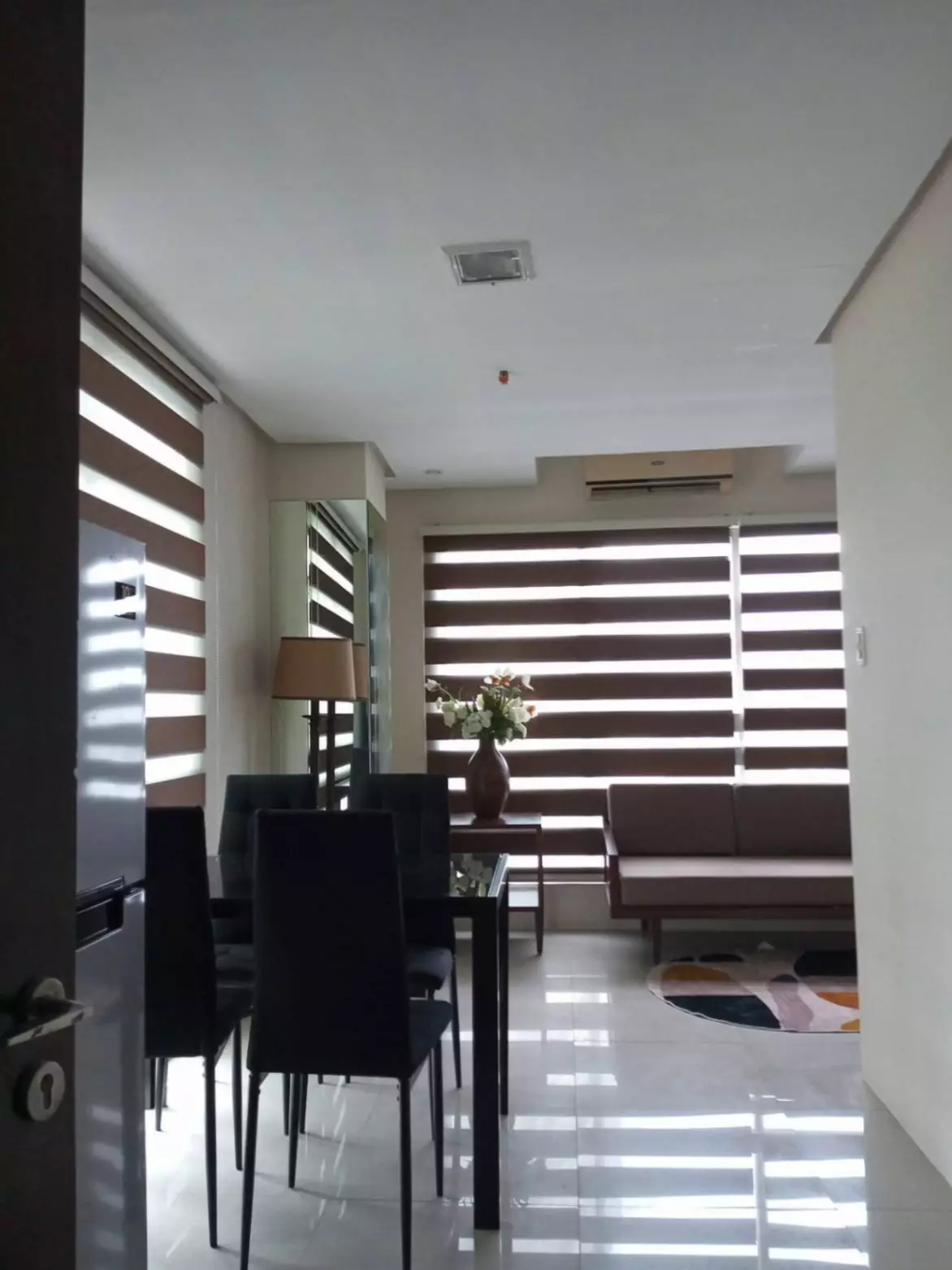 Fully Furnished 1-Bedroom Condo with Parking for Rent – Baseline Residences, Cebu City - photo 2