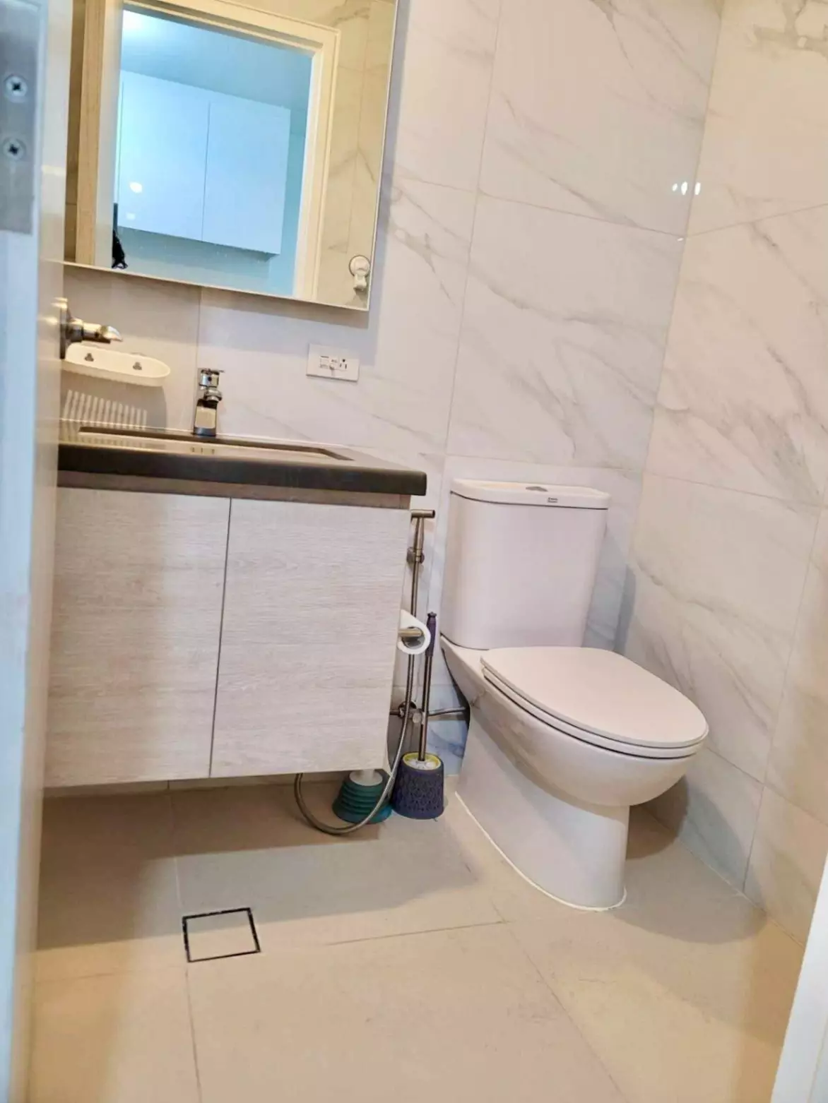 Mandani Bay Suites | For Sale - photo 6