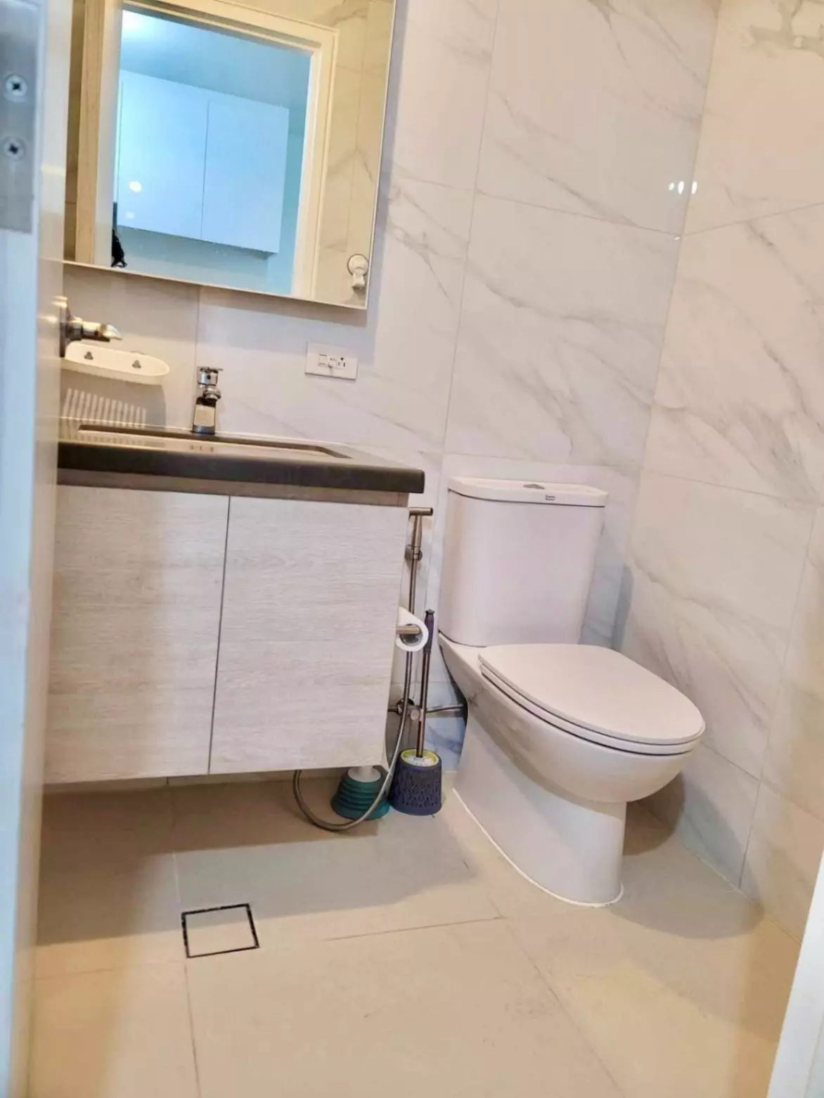 Open photo 36 of 101 — For Sale | Mandani Bay Suites | Studio Unit