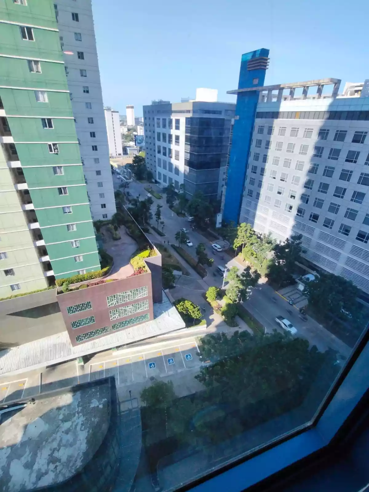 Furnished Studio Unit For Rent at 38 Park Avenue, Cebu IT Park — Studio in Lahug, Cebu City, Cebu — Photo 5