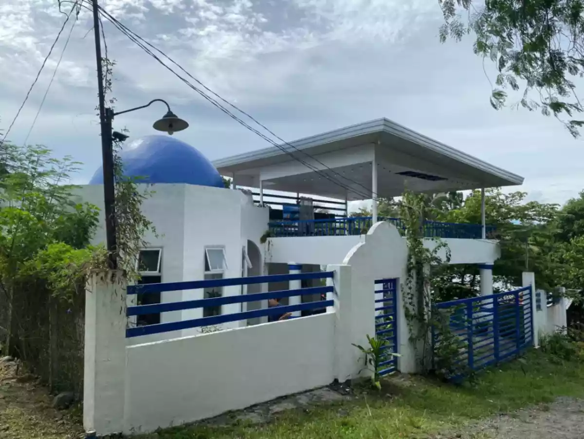 Be the next owner of this Bungalow Greece-Inspired House