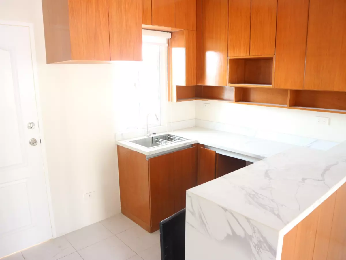 Mawing Residence - Porac, Pampanga (Reserve yours now) - photo 3