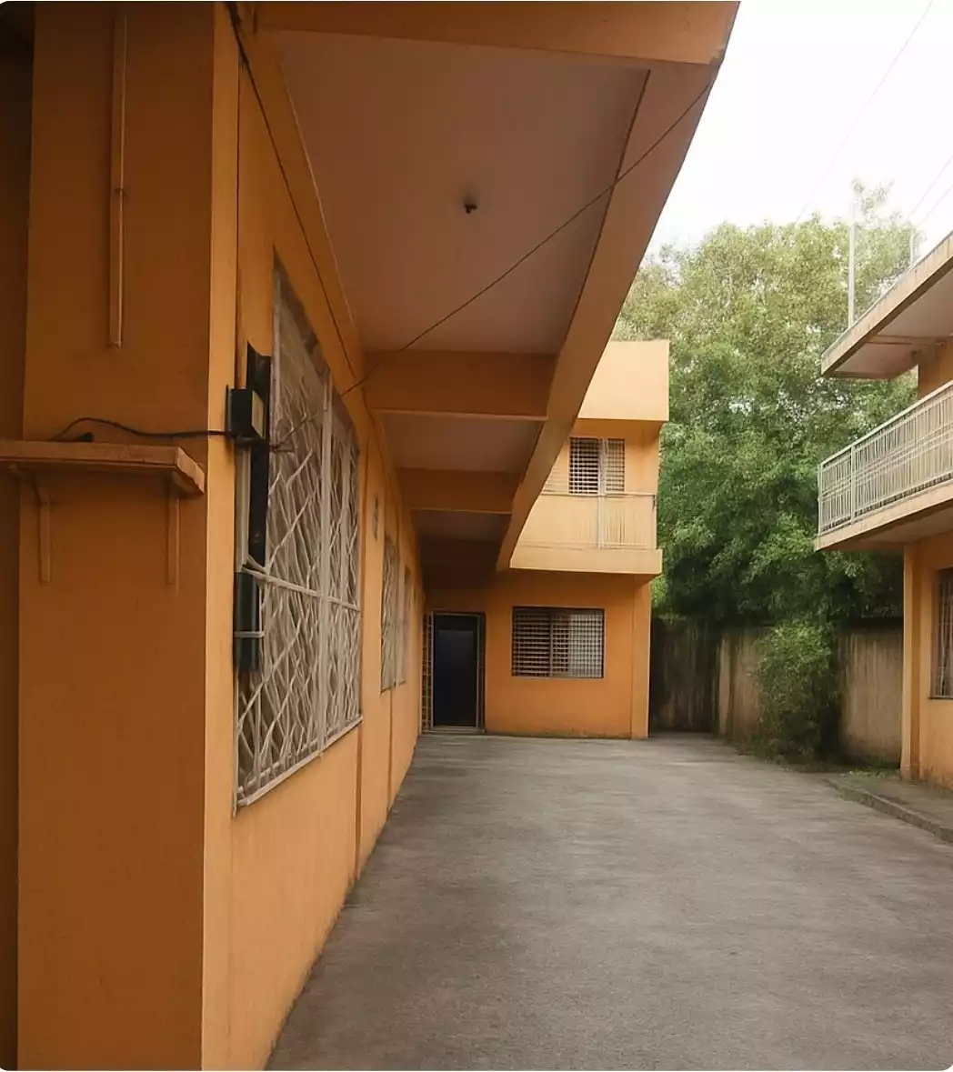 For Sale: 10 Doors Apartment in Cebu – Income-Generating Property - photo 3