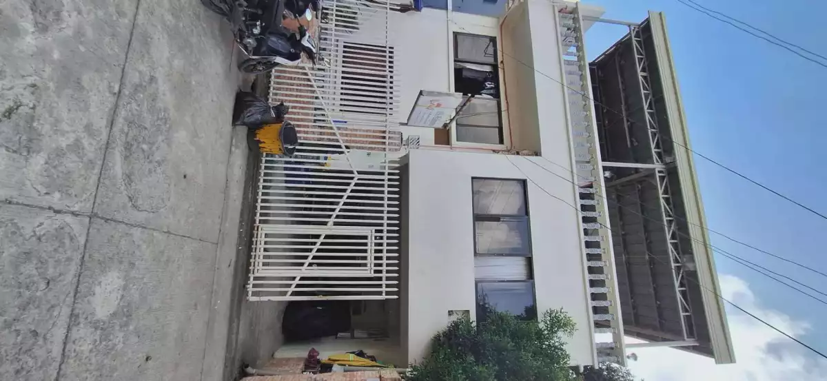 FOR SALE: TOWNHOUSE IN MACTAN - photo 3