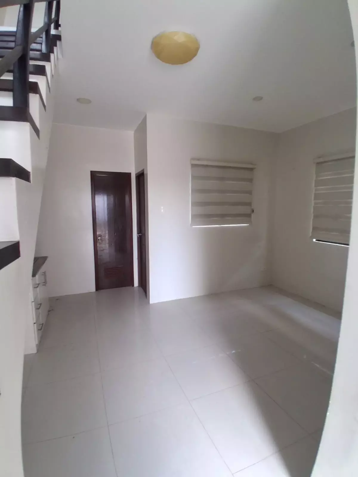 For assume - 2 bedroom END UNIT in Serenis South - photo 3