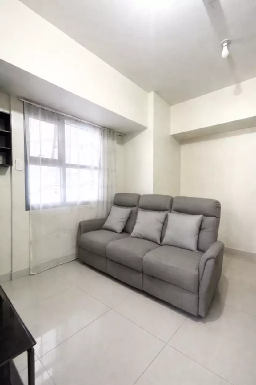 For Sale 1-Bedroom Condo in Cebu City — 30.20 sqm — 1 Bedroom in Cebu City, Cebu, 6000 — Photo 2