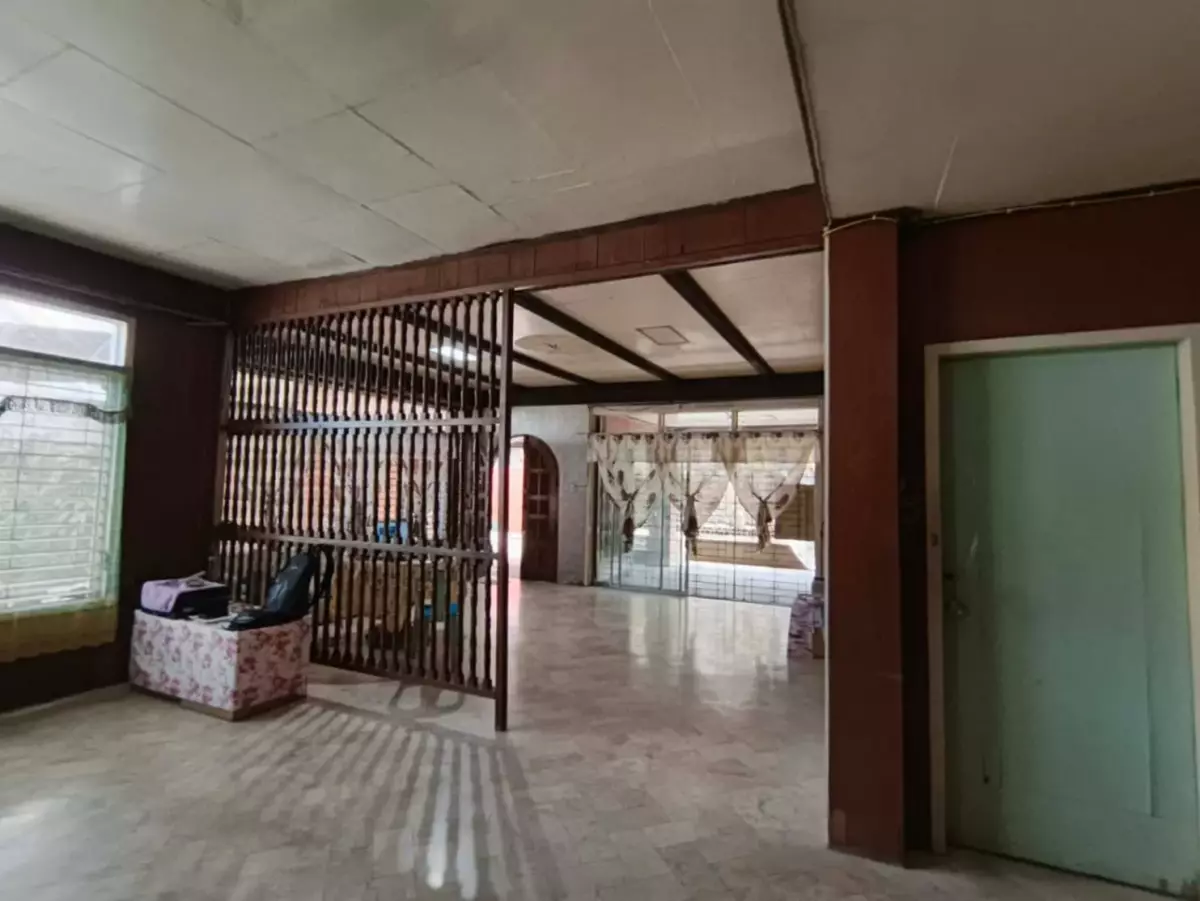 House and Lot For Sale - photo 4