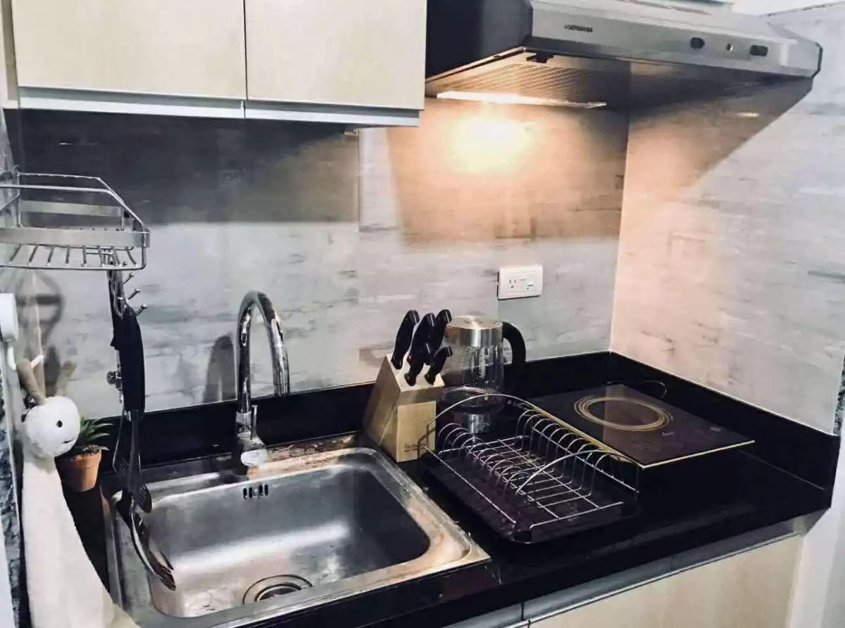 For Rent: Fully Furnished 1BR Unit in Solinea Tower 1, 31st Floor - photo 7