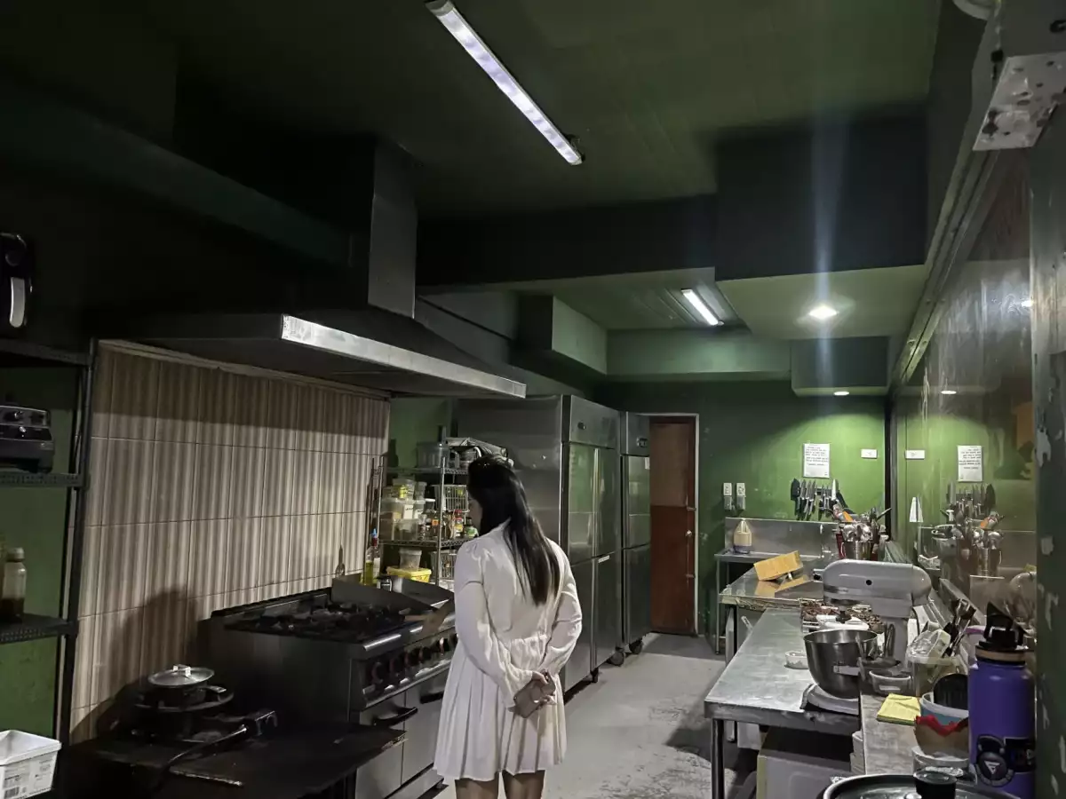 COMMERCIAL SPACE FOR RENT - photo 2