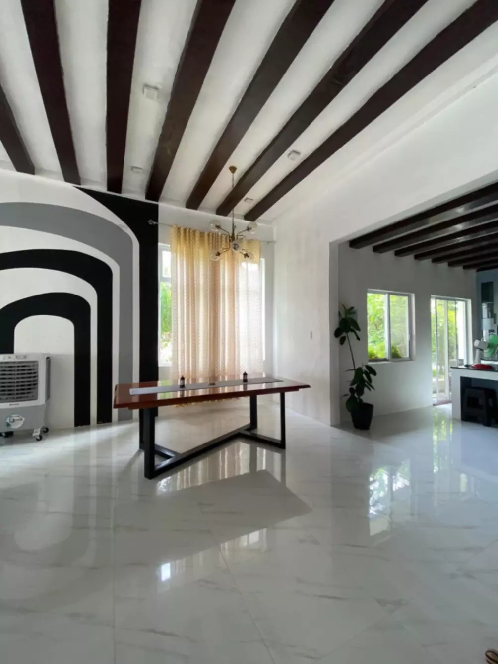 Open photo 14 of 16 — Be the next owner of this Bungalow Greece-Inspired House