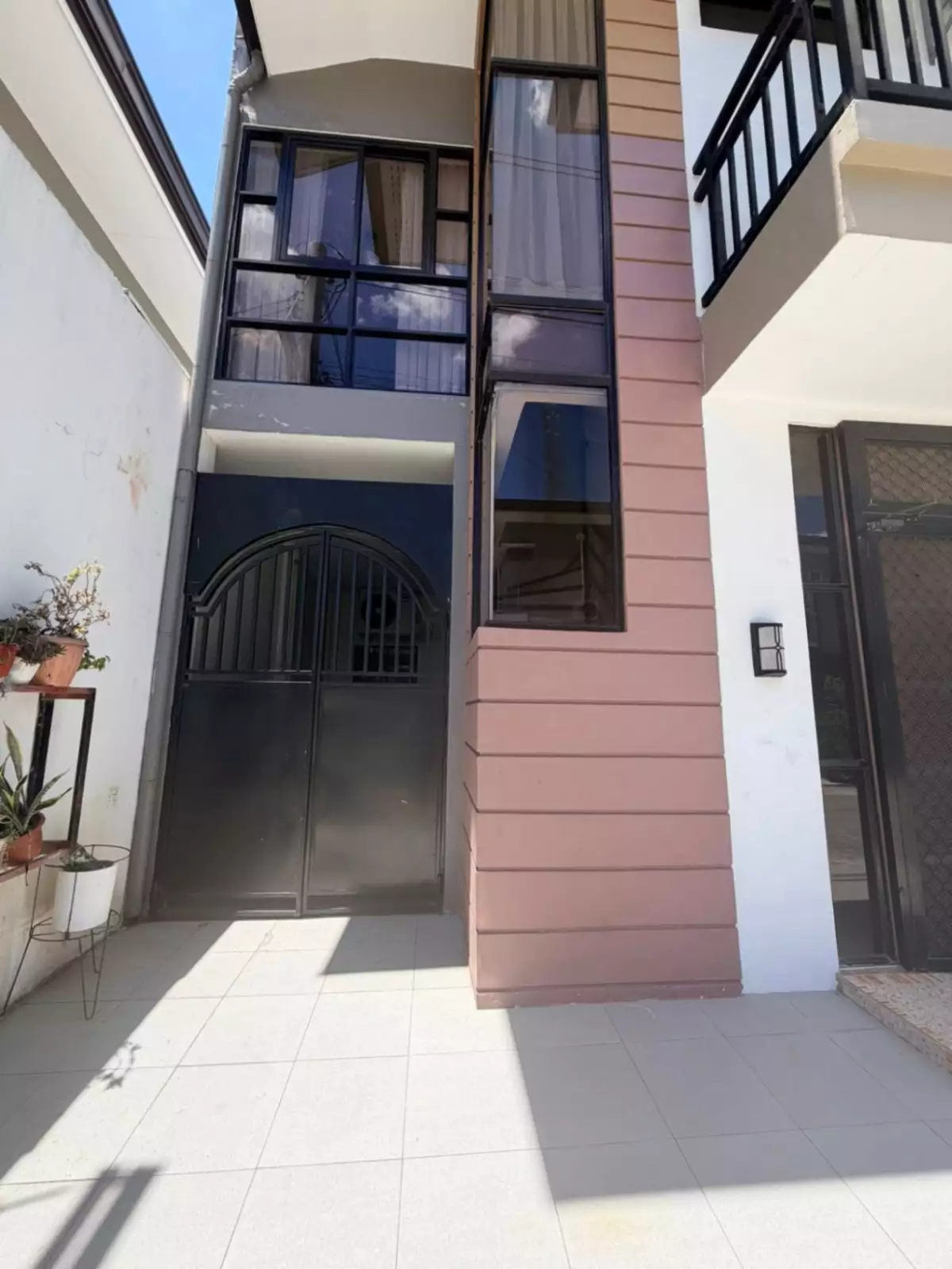 Single Detached House for Sale in Guadalupe, Cebu City – Inside Secure Subdivision - photo 7