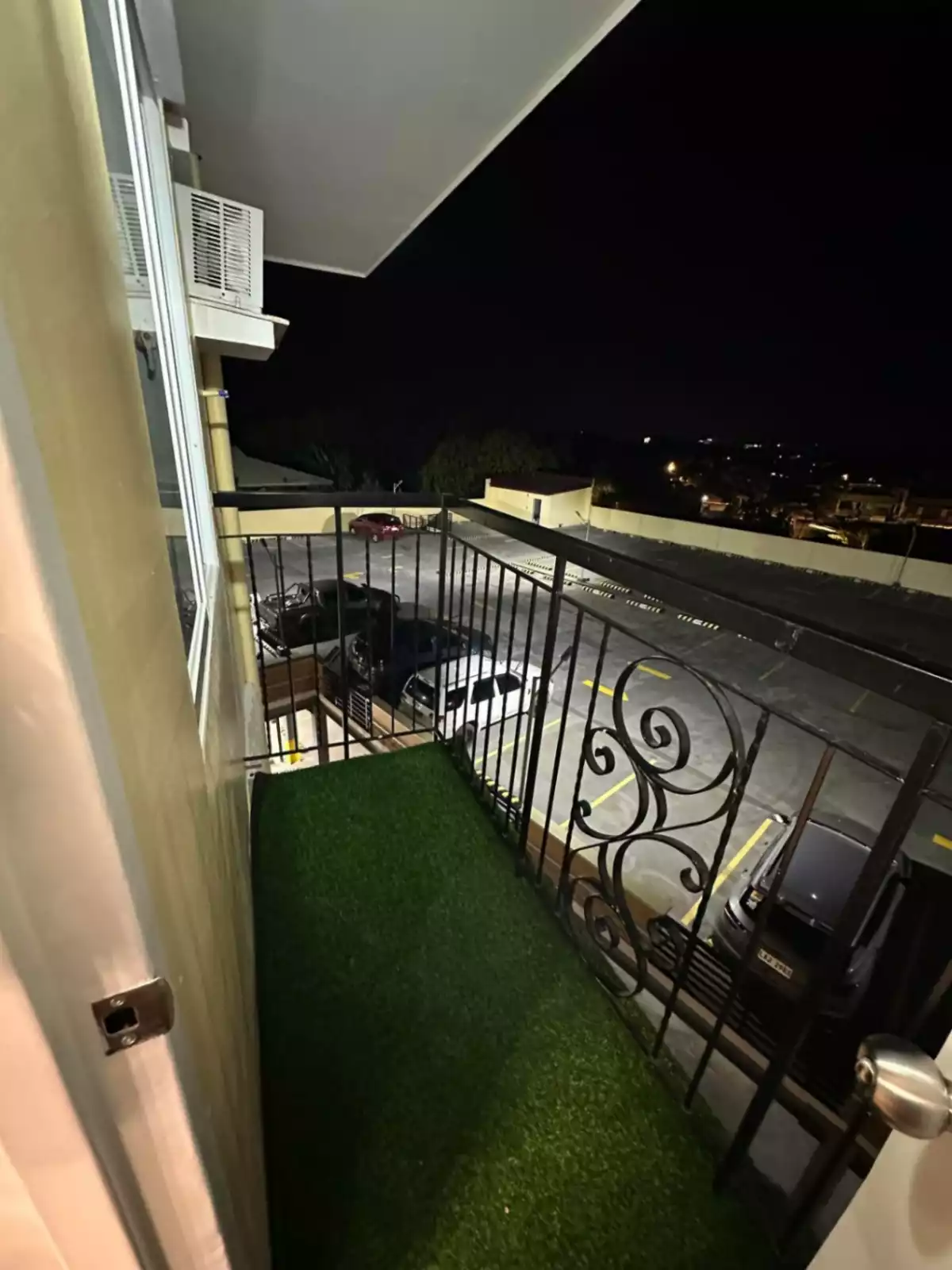 LOOKING FOR COZY CONDOMINIUM with VERANDA FOR RENT — 1 Bedroom in Davao City, Davao del Sur, 8000 — Photo 6