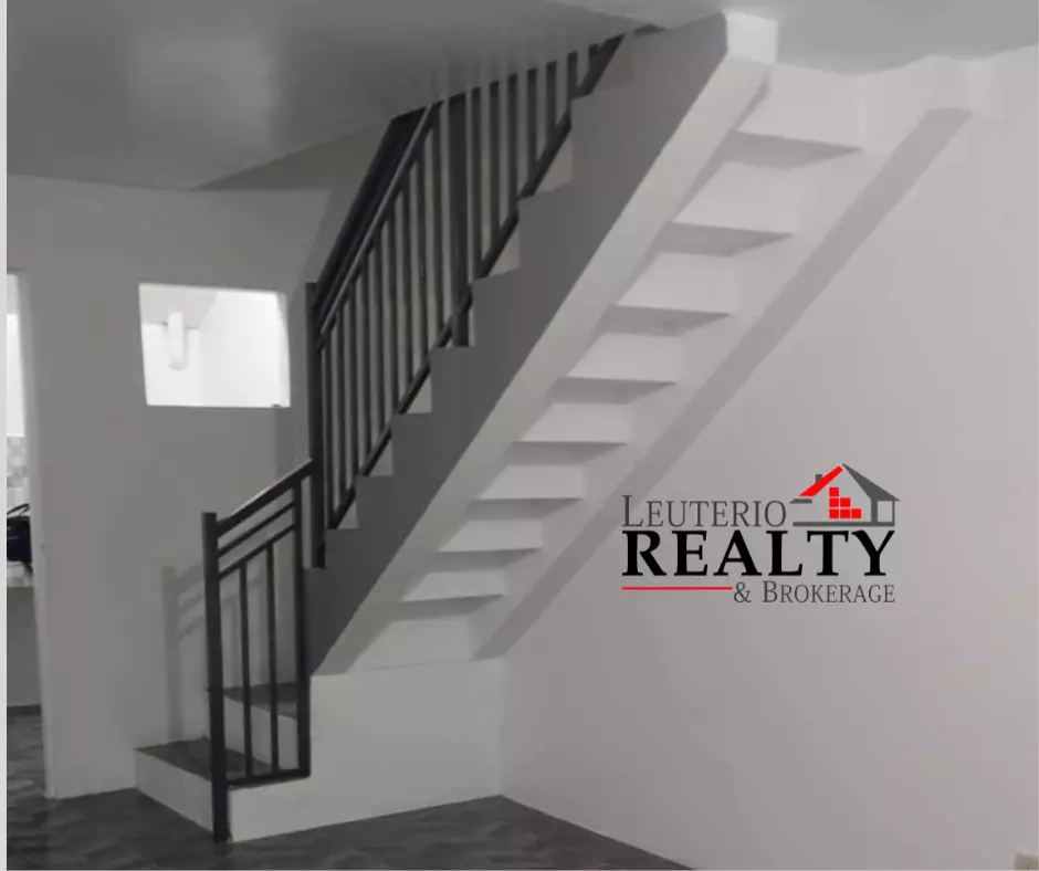 Townhouse for Sale in Cararayan Naga City - photo 5