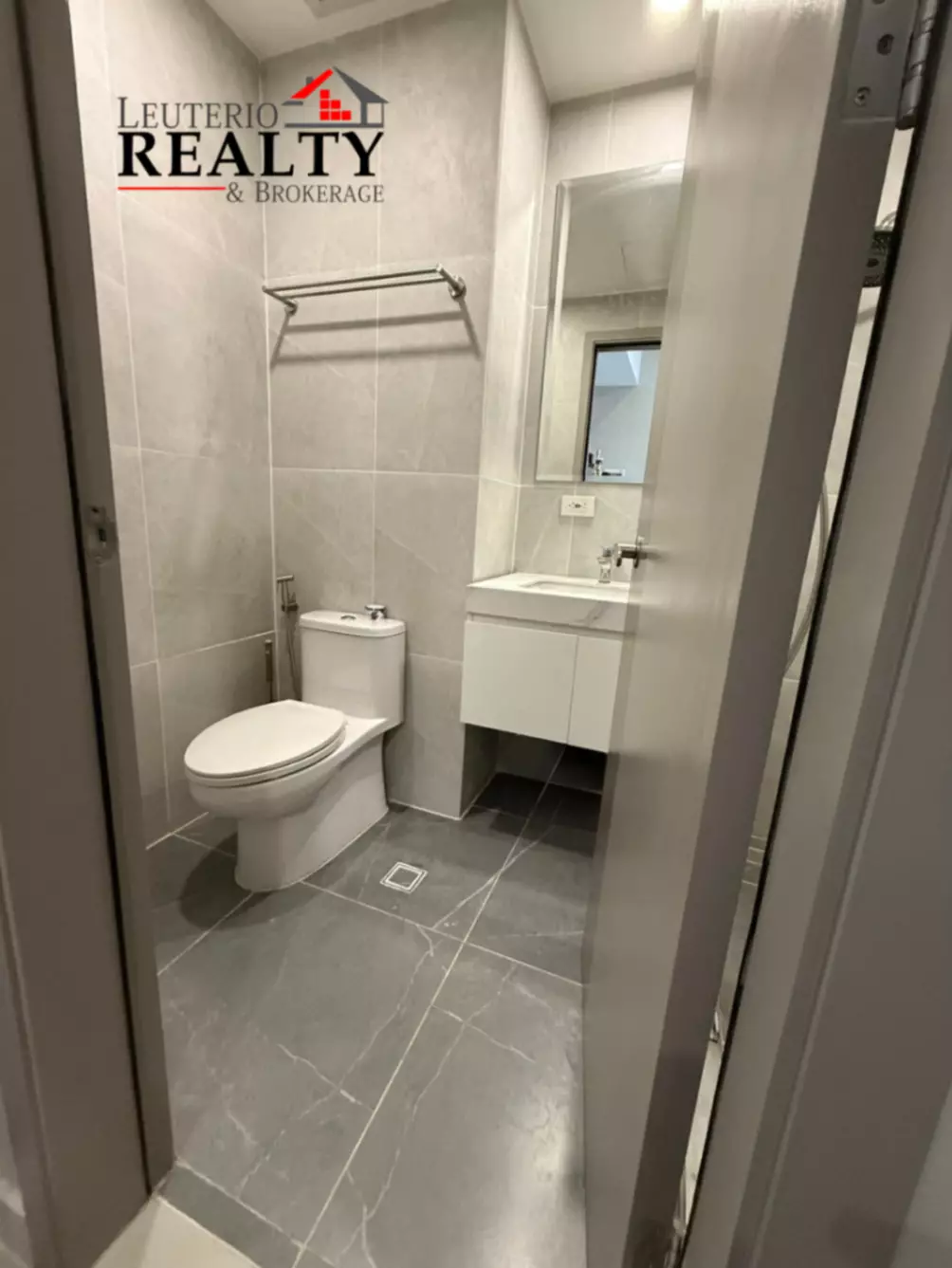 14F UMA RESIDENCES ASSUME BALANCE UNIT — 1 Bedroom in Peñafrancia, Naga City, Camarines Sur — Photo 5