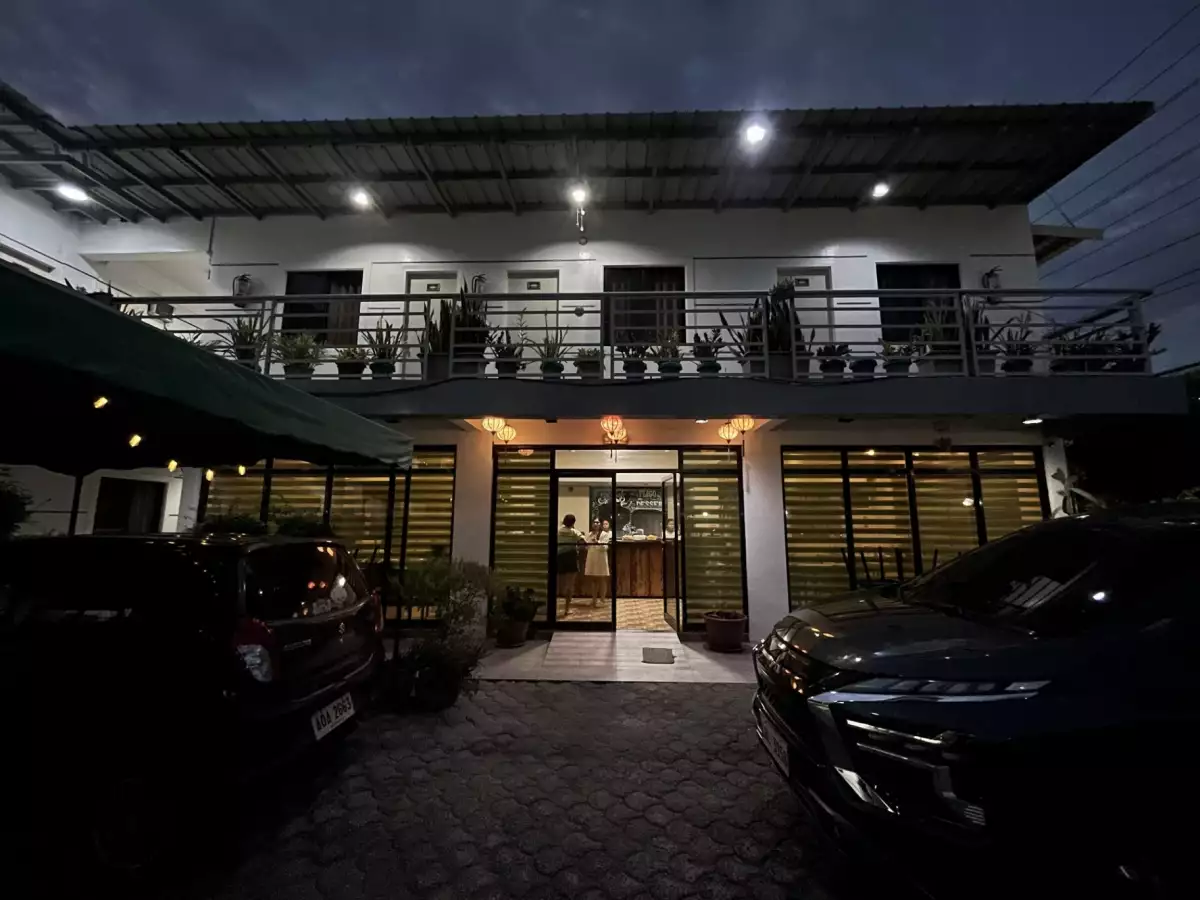 COMMERCIAL SPACE FOR RENT - photo 4