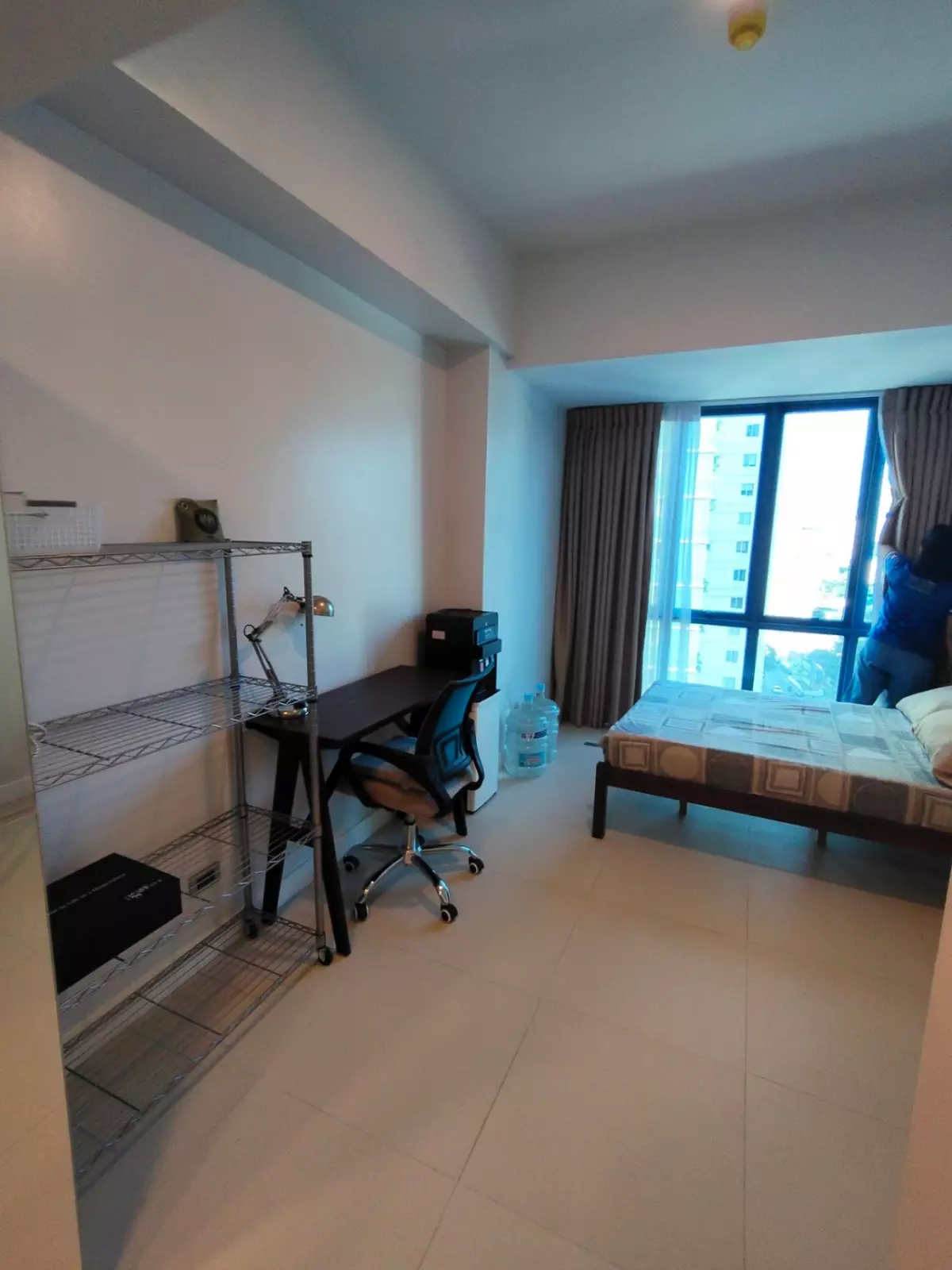 Furnished Studio Unit For Rent at 38 Park Avenue, Cebu IT Park — Studio in Lahug, Cebu City, Cebu — Photo 3