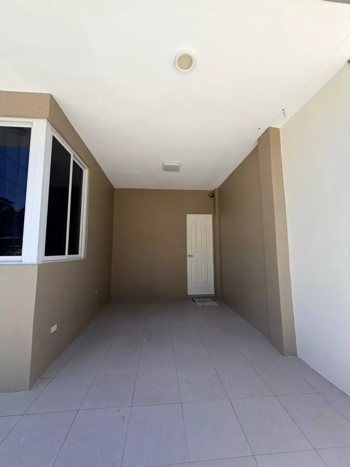 Single Detached House for Sale in Guadalupe, Cebu City – Inside Secure Subdivision - photo 6