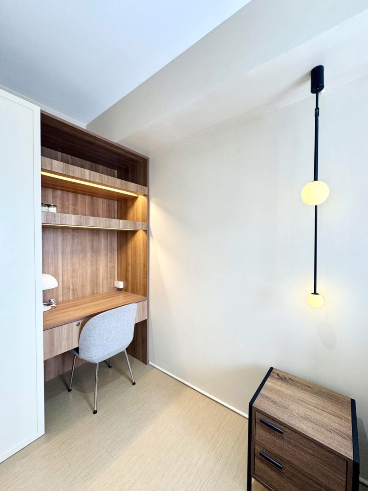 Avida Tower Iloilo/Fully Furnished 1 bedroom unit with balcony - photo 7