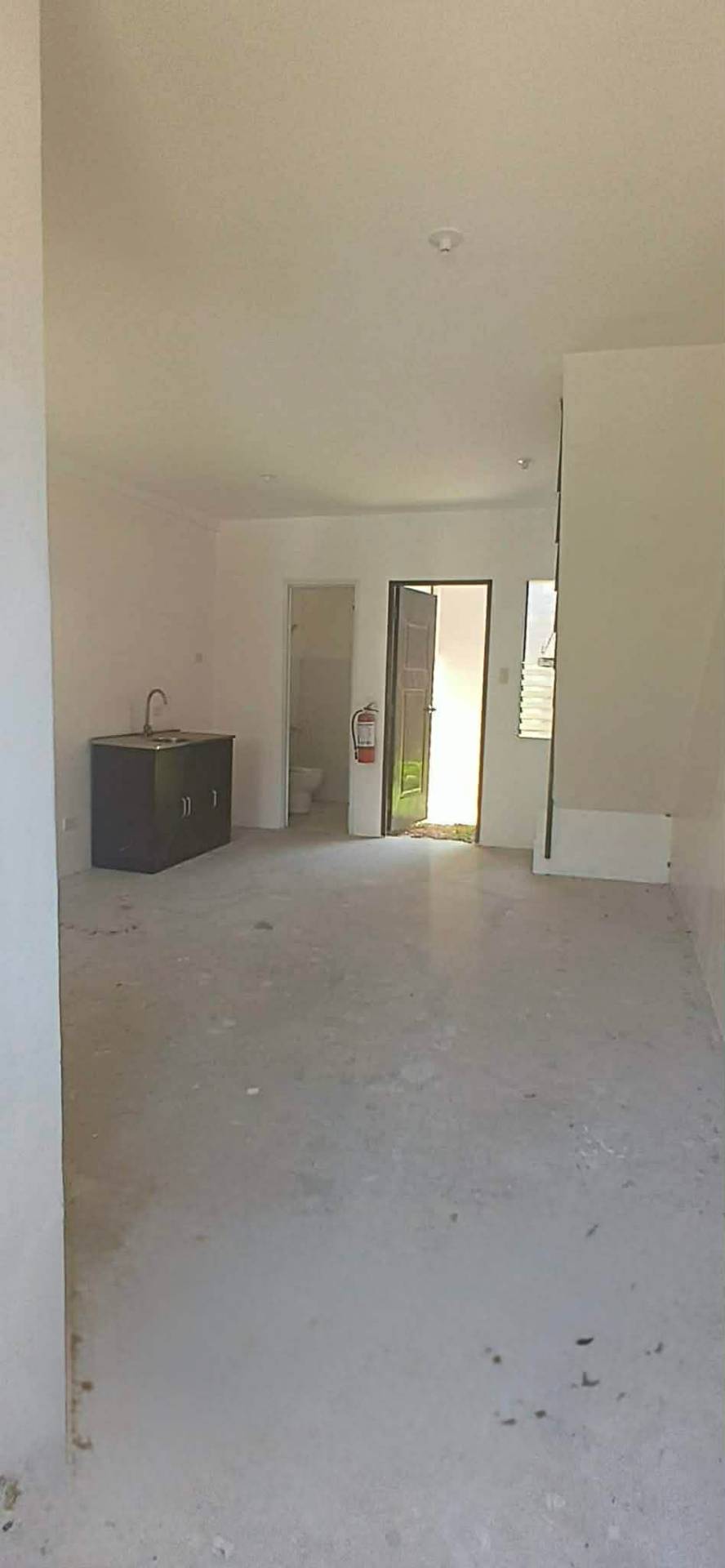 Azumi 2 Residences For Assume Php650k Batinguel Dumaguete City - photo 4