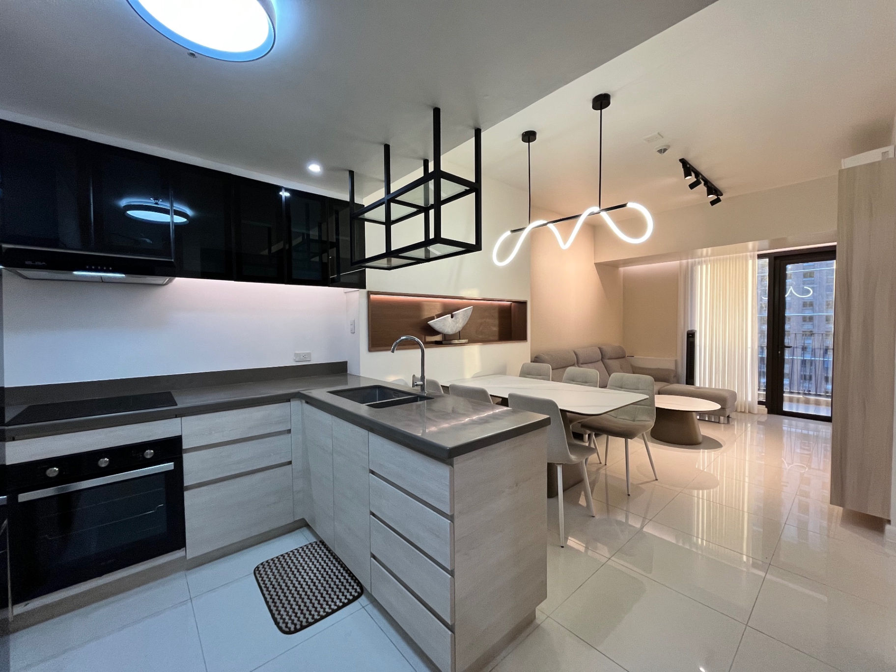 For sale Fully furnished 2 bedroom condo unit in Mandani Bay