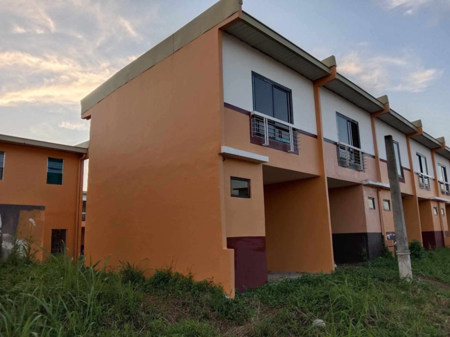 BRIA BETTINA END UNIT - photo 7