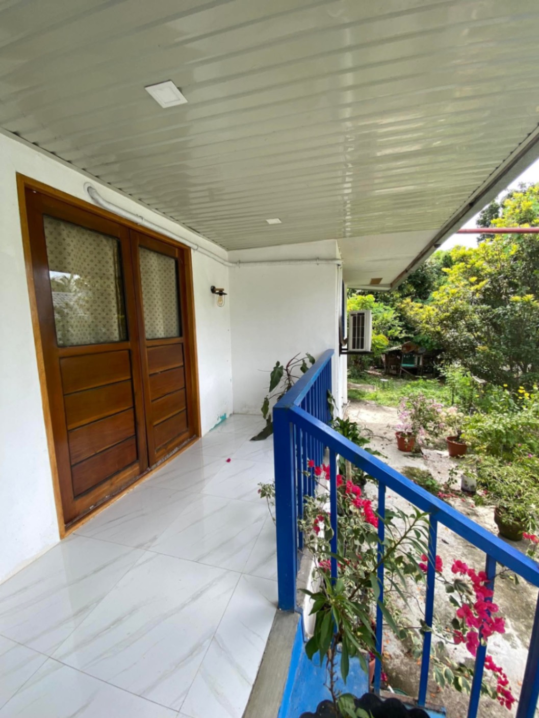 Be the next owner of this Bungalow Greece-Inspired House - photo 4