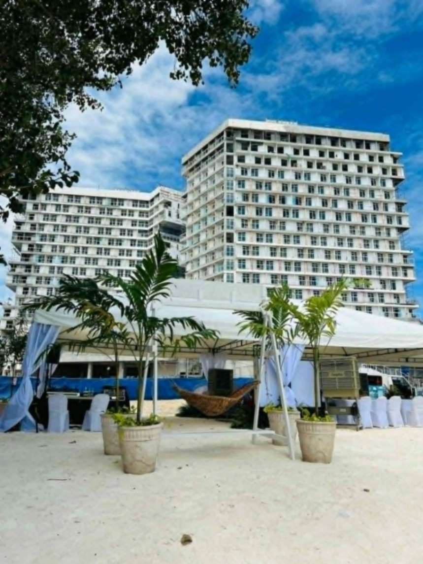 Affordable Studio Unit with Balcony for Assume at Costa Mira Beachtown Mactan - photo 7