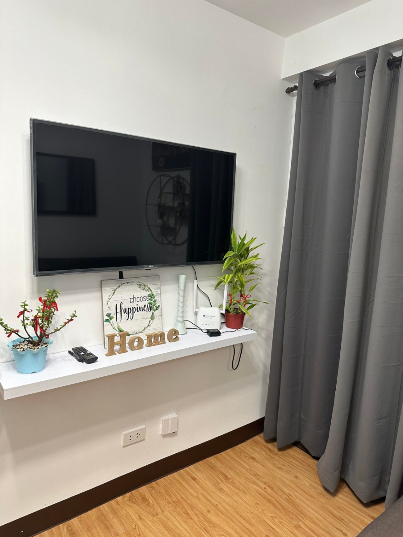 LOOKING FOR COZY CONDOMINIUM with VERANDA FOR RENT - photo 6