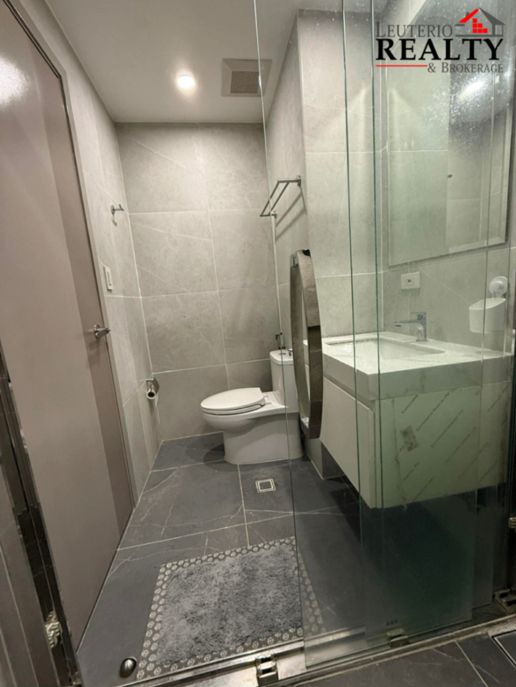 14F UMA RESIDENCES ASSUME BALANCE UNIT - photo 5