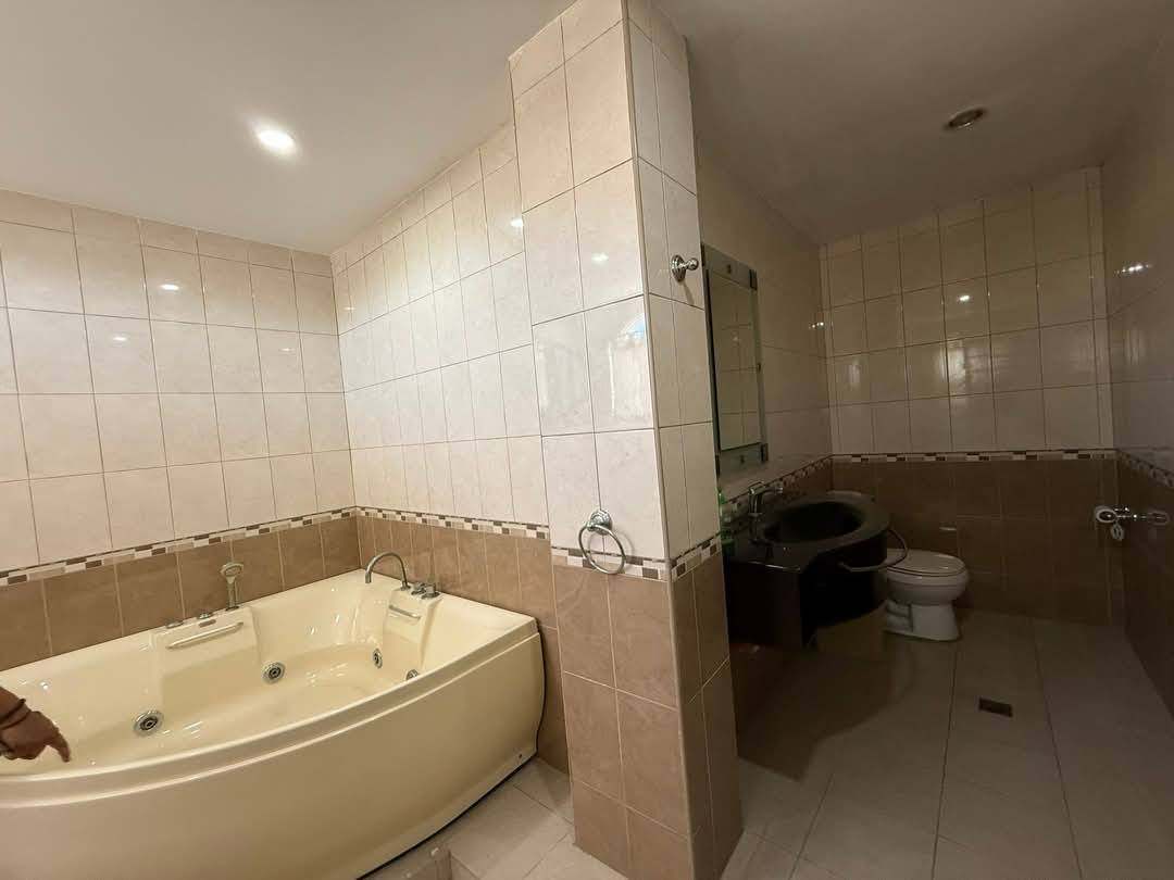 EXCLUSIVE LISTING 5BR FAMILY HOUSE FOR SALE INSIDE CORONA DEL MAR TALISAY CITY CEBU 18M ONLY - photo 7