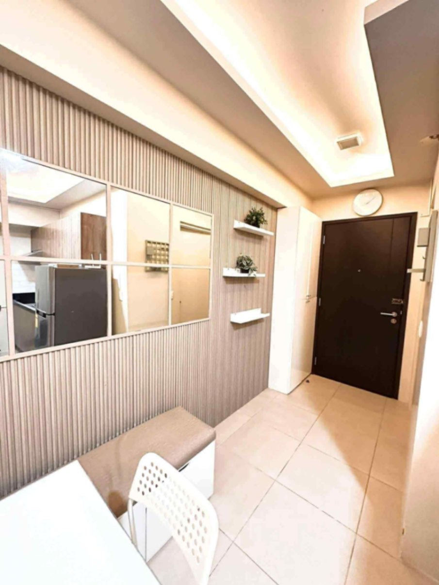 Avida Tower Iloilo/Fully Furnished 1 bedroom unit with balcony - photo 4