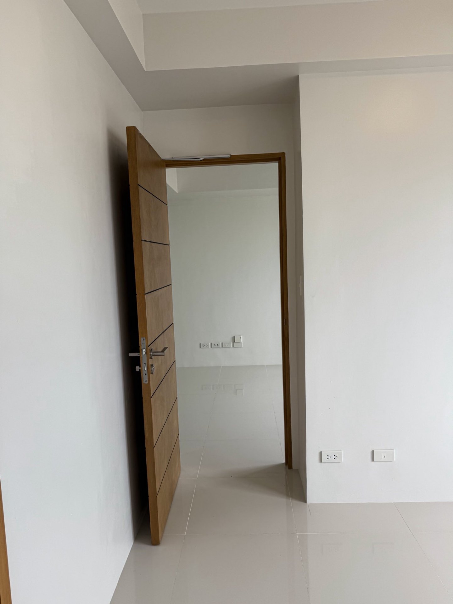 1BR Unit in Taft East Gate – Free Interior Design Included - photo 4
